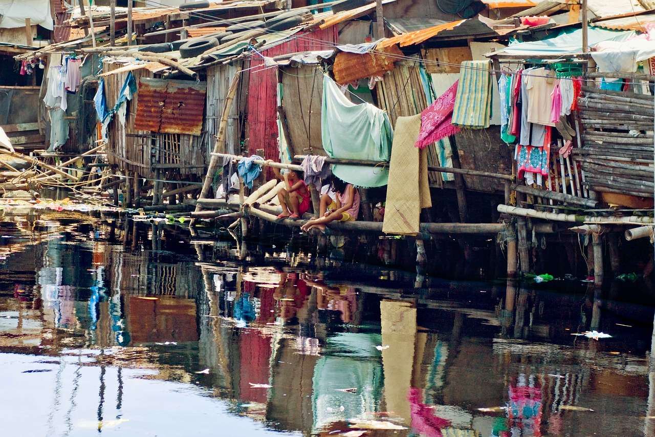 Many nations live in desperation: the world's most overpopulated cities include urban slums (Manila, Philippines).